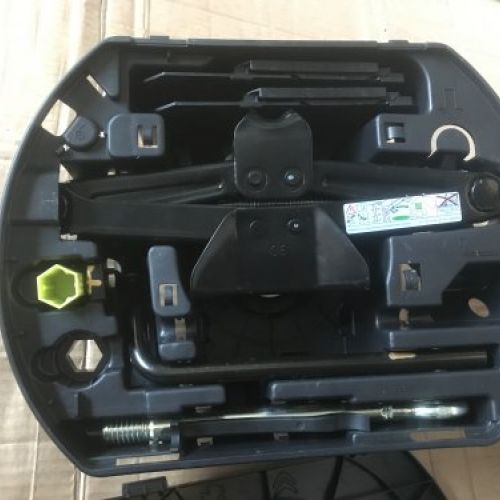GATO CON SOPORTE CITROEN C5 AIRCROSS 2019 USADO