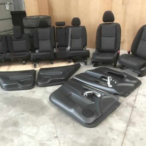 ASIENTOS DELANTEROS Y TRASEROS NISSAN X TRAIL 2018 T32 CON TAPIZADOS DE PUERTAS