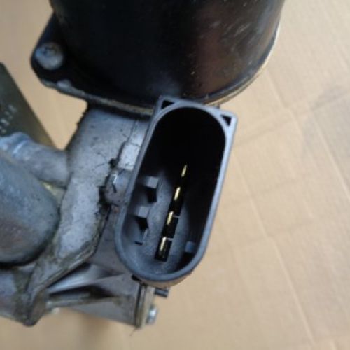 MOTOR LIMPIA DELANTERO BMW SERIE 6 2008 E63 MARCA VALEO Ref