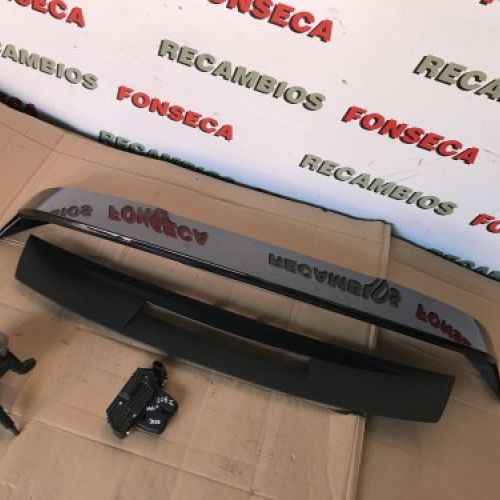 ALERON   TERCERA LUZ FRENO   CERRADURA PORTON   MOTOR LIMPIA TRASERO PEUGEOT 208 II 2020