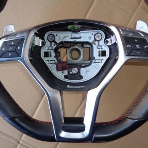 VOLANTE MERCEDES BENZ CLASE A45 2014 W176 AMG CON LEVAS