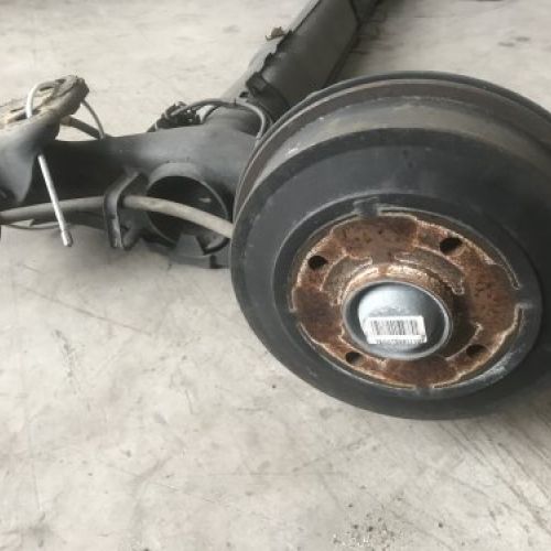 EJE TRASERO COMPLETO PEUGEOT 208 I 2018 1