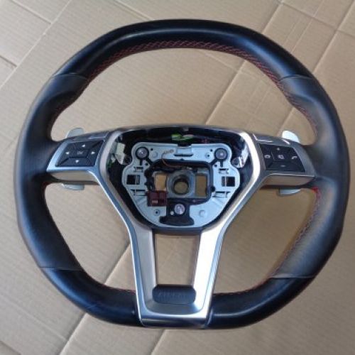 VOLANTE MERCEDES BENZ CLASE A45 2014 W176 AMG CON LEVAS