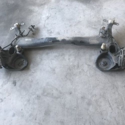 EJE TRASERO COMPLETO PEUGEOT 308 Sw 2018 1
