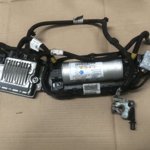 UNIDAD CONTROL START STOP PEUGEOT 308 II 2018 1.6hdi    Marca Continental   Ref. 9801739380