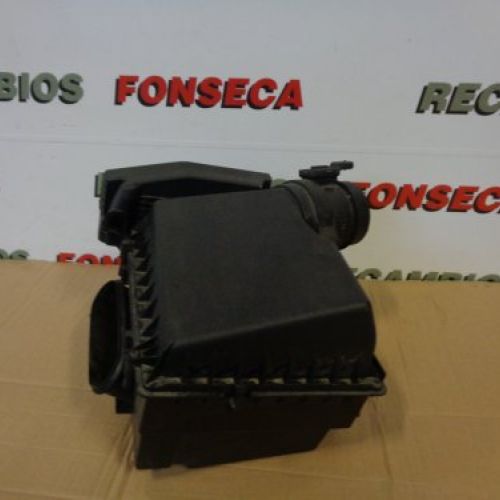 CAJA FILTRO AIRE / CAUDALIMETRO MERCEDES BENZ CLASE A 2015 W176 180cdi Ref
