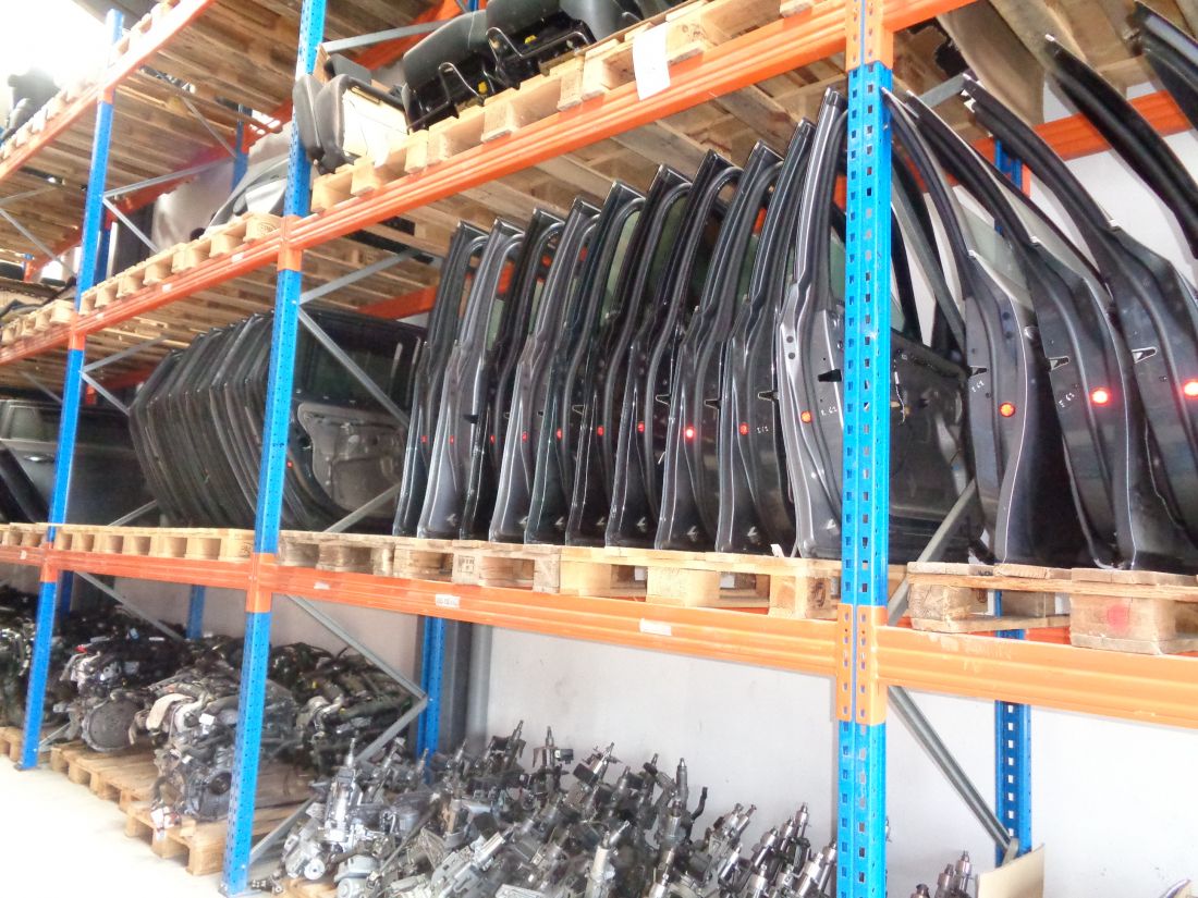 Almacén repuestos automóvil en Salamanca