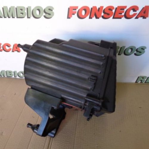 CAJA FILTRO AIRE / CAUDALÍMETRO MERCEDES BENZ CLA 45 2014 W117 Ref. A1330900001