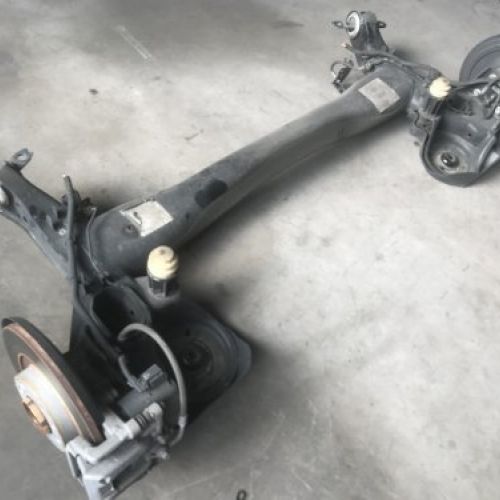 EJE TRASERO COMPLETO PEUGEOT 3008 2021 1