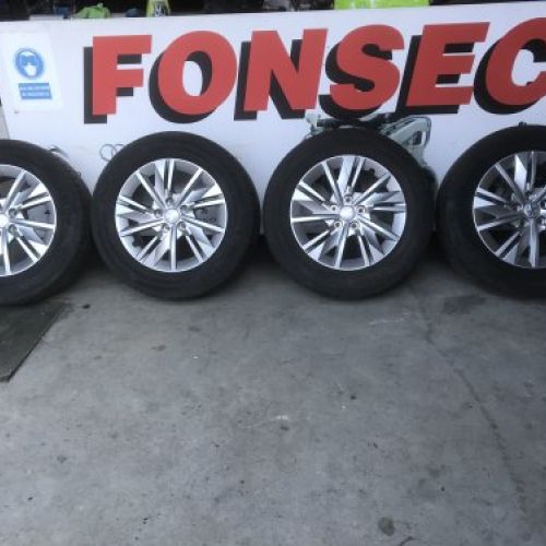 LLANTAS PEUGEOT EN 16"    LLANTAS ORIGINALES 7JX16   NEUMATICOS GOODYEAR 215/60 R16 95V