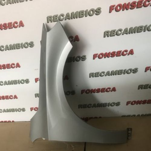 ALETA DELANTERA DERECHA MERCEDES CLASE A 2015 W176