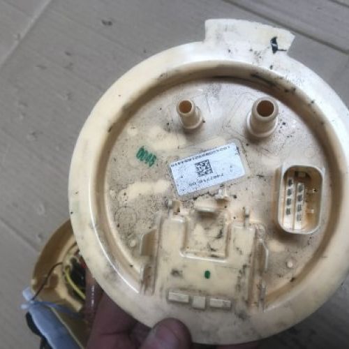 BOMBA COMBUSTIBLE  BMW 730d xdrive 2018 G11 Ref. 7467716 05