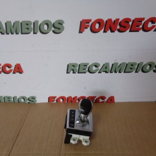 SELECTOR MARCHAS AUTOMATICO MERCEDES BENZ CLA 45 2014 W117