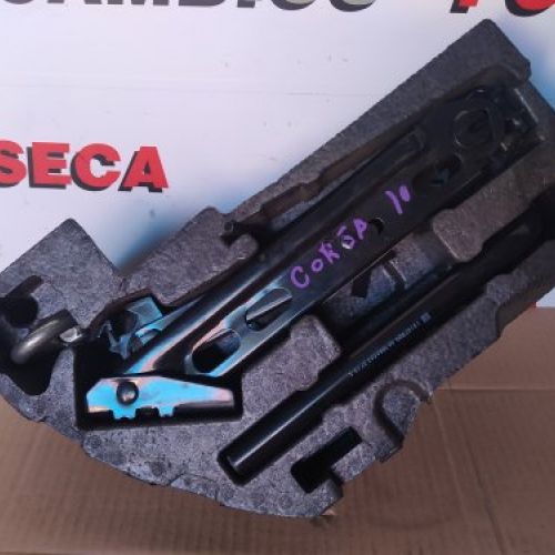 GATO CON LLAVE Y SOPORTE ORIGINAL OPEL CORSA D 2010 Ref